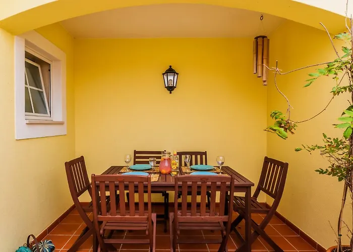 Burgo Dom Afonso V Golf & 別荘 *